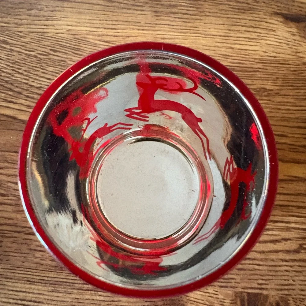 Vintage New Slatkin & Co. Set of 3 Etched Glass Holiday Tealight Holders